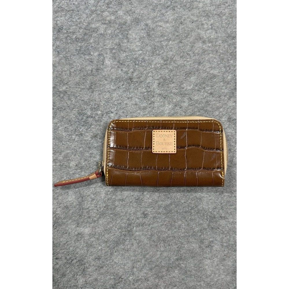 Dooney & Bourke Zip Around Credit Card Case Holder Wallet Brown